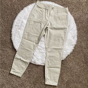 Vineyard Vines Khaki Pants Women’s Size 8